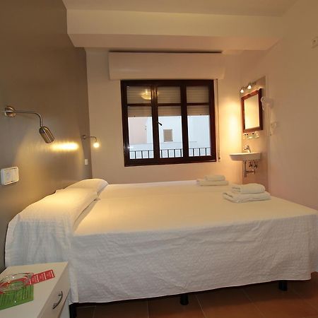 Hostal Ripoll Ibiza Zewnętrze zdjęcie