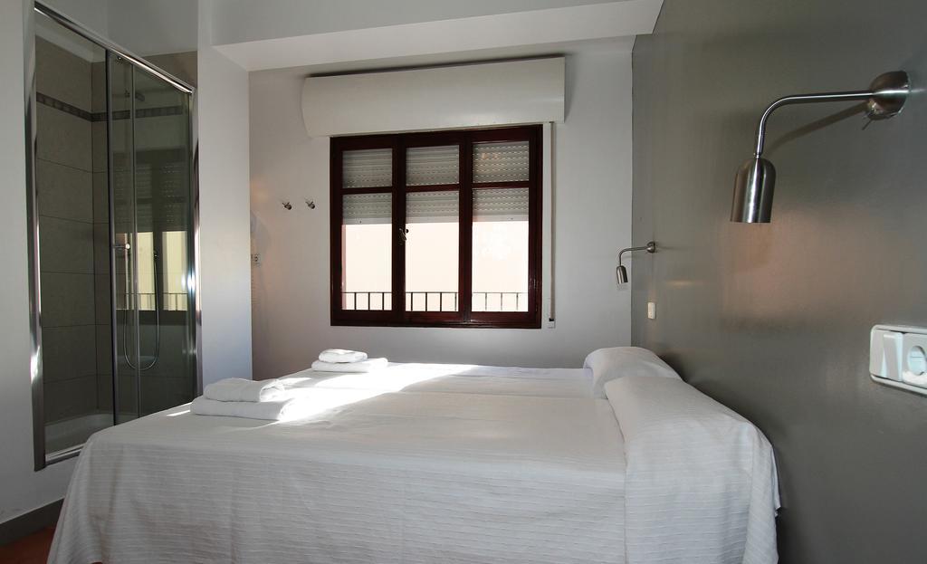 Hostal Ripoll Ibiza Zewnętrze zdjęcie