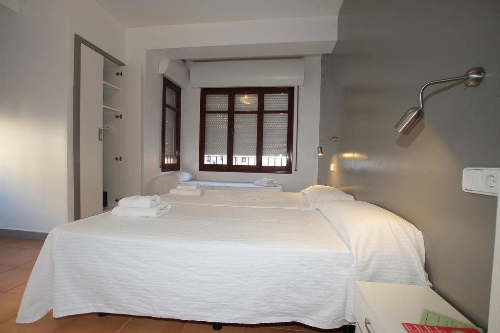 Hostal Ripoll Ibiza Zewnętrze zdjęcie